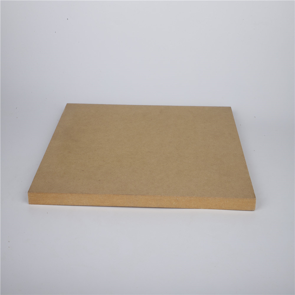 High Quality 2.5mm 3mm 4mm 5mm 6mm 9mm 12mm 15mm 16mm 18mm Raw MDF / Plain MDF / MDF Board for Sale