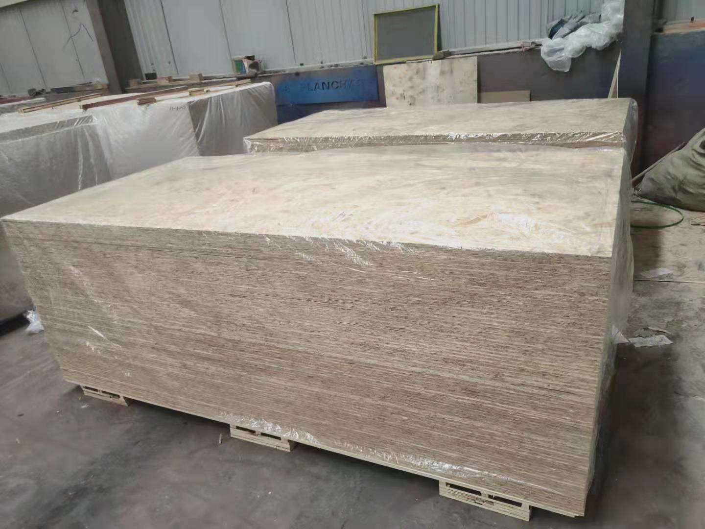 Waterproof OSB 3 Board 11mm 12mm OSB Plywood for Construction From China