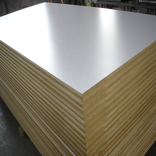 Factory Supply Plain Raw MDF Melamine Faced White Wood Grain MDF with Cheap Price for Furniture Decoration