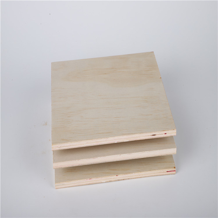 1220X2440 1250X2500 2100X2800 Large Size Good Quality Poplar Hardwood Core CDX Plywood