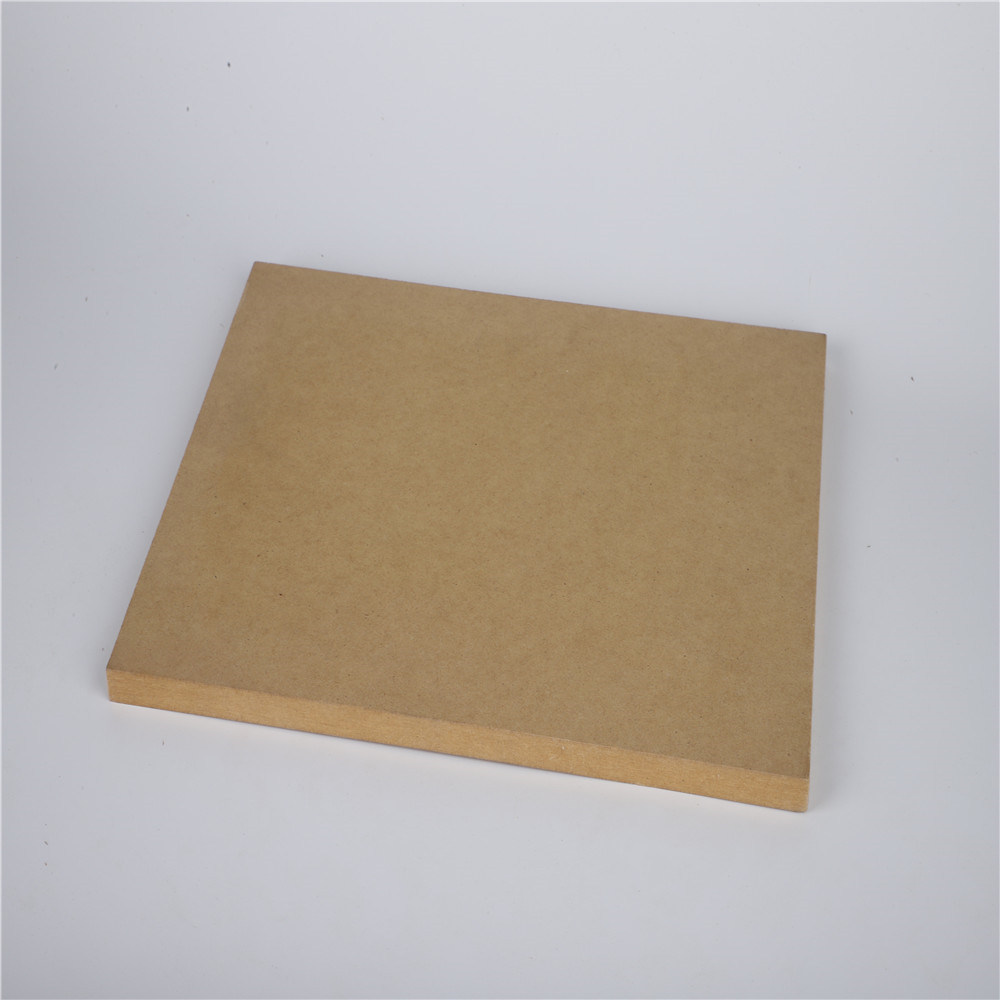 18mm Raw Plain MDF Board Veneered or Melamine HPL Faced MDF Board
